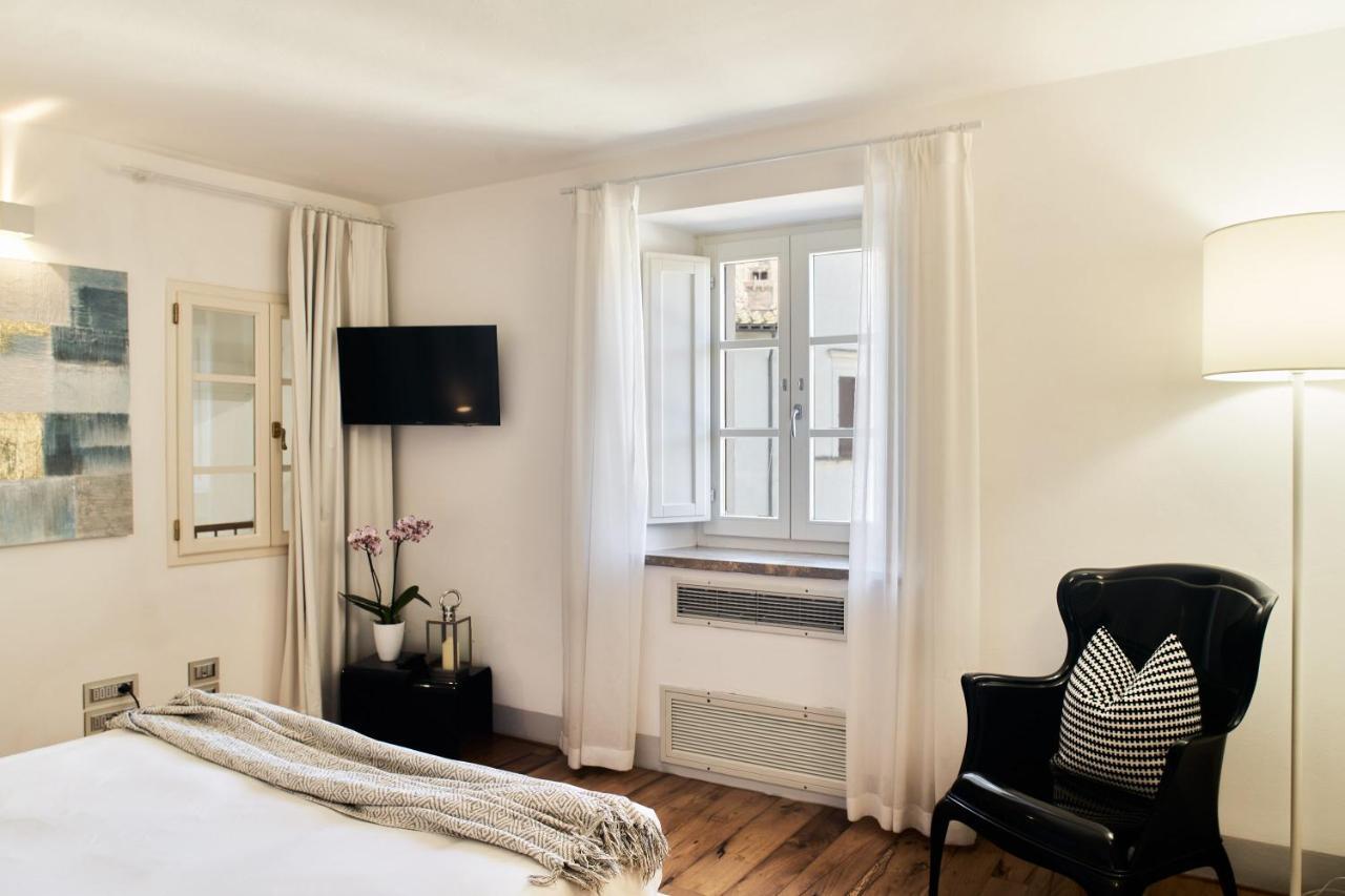B&B Le Logge Luxury Rooms Сиена Экстерьер фото